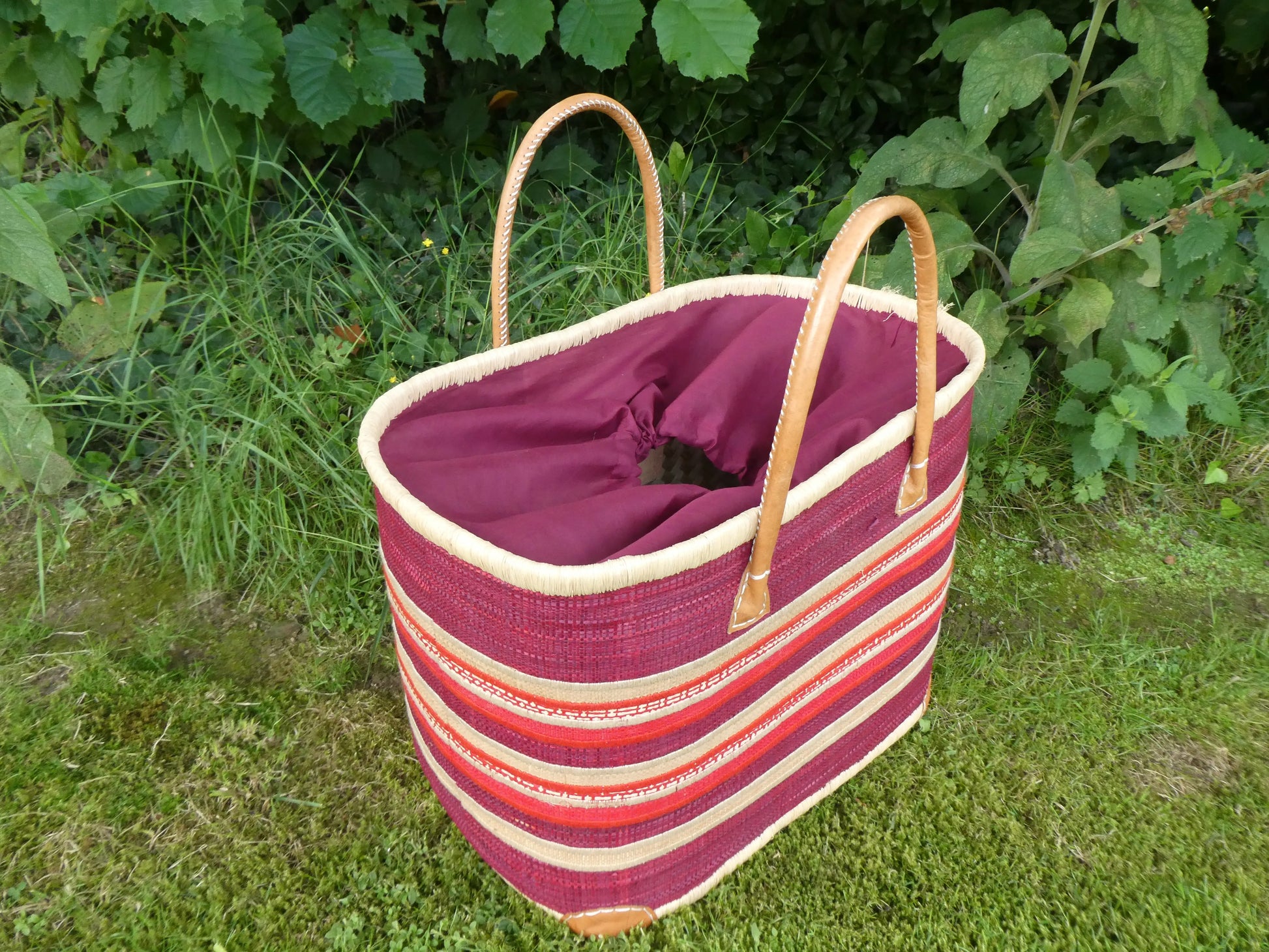 Panier cabas tressé bordeaux naturel – sac de marché plage fait main, tailles M & L Le Grenier de la Presqu'ile