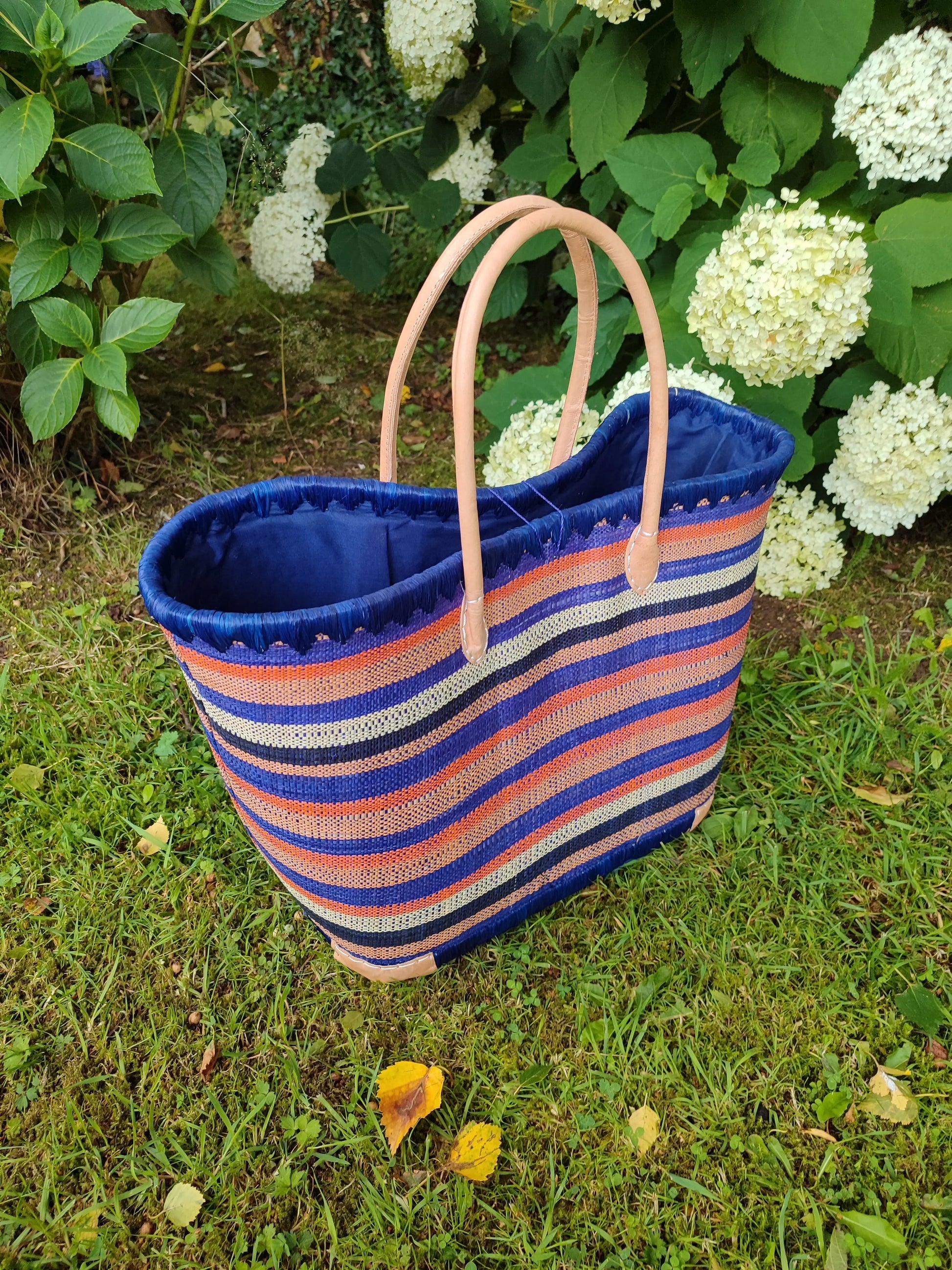 Panier Playa Rayé – Tressage Multicolore Été & Vacances Le Grenier de la Presqu'ile