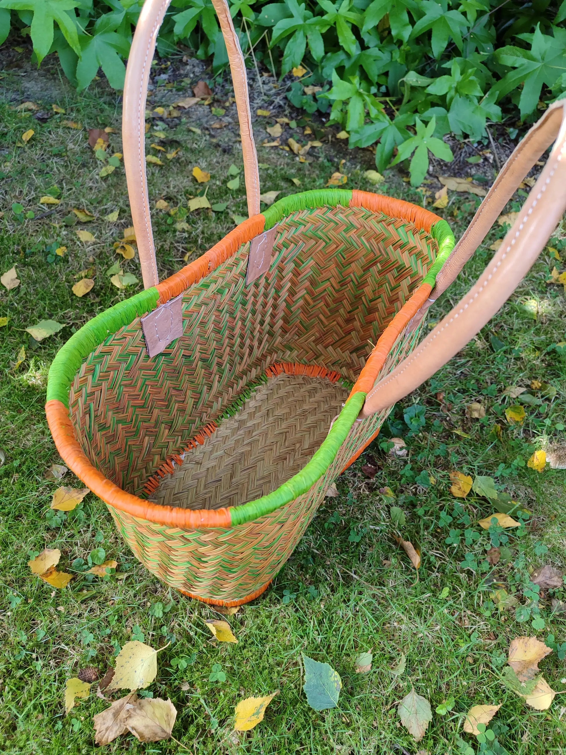 Petit Panier Aravola orange, vert, naturel, tressé artisanal Le Grenier de la Presqu'ile