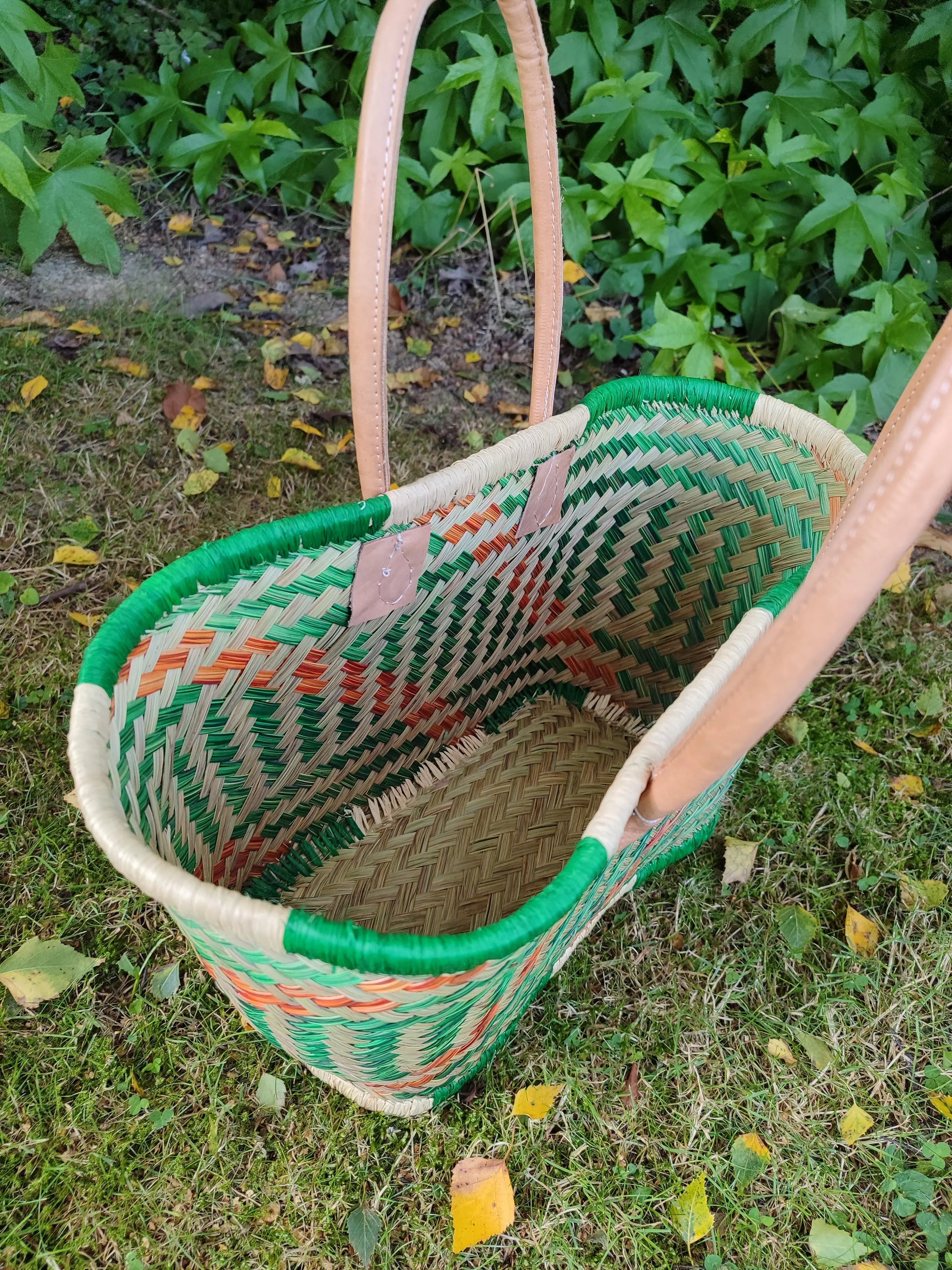 Petit Panier Aravola orange, vert, naturel, tressé artisanal Le Grenier de la Presqu'ile