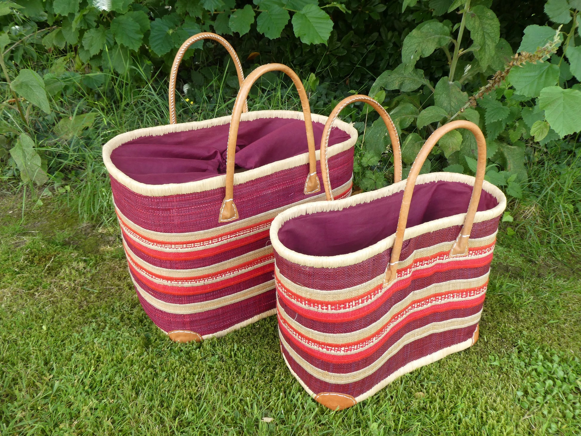 Panier cabas tressé bordeaux naturel – sac de marché  plage fait main, tailles M & L Le Grenier de la Presqu'ile