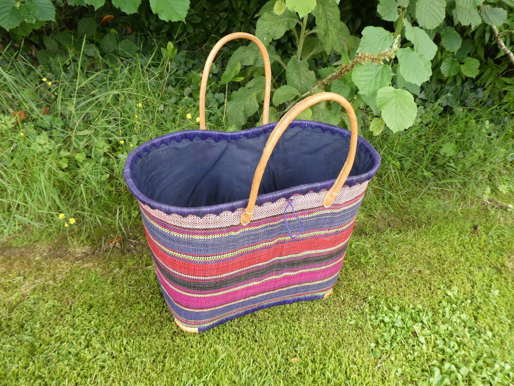 Playa feuille de palmier & rabane multicolore – panier marché / plage fait main Le Grenier de la Presqu'ile