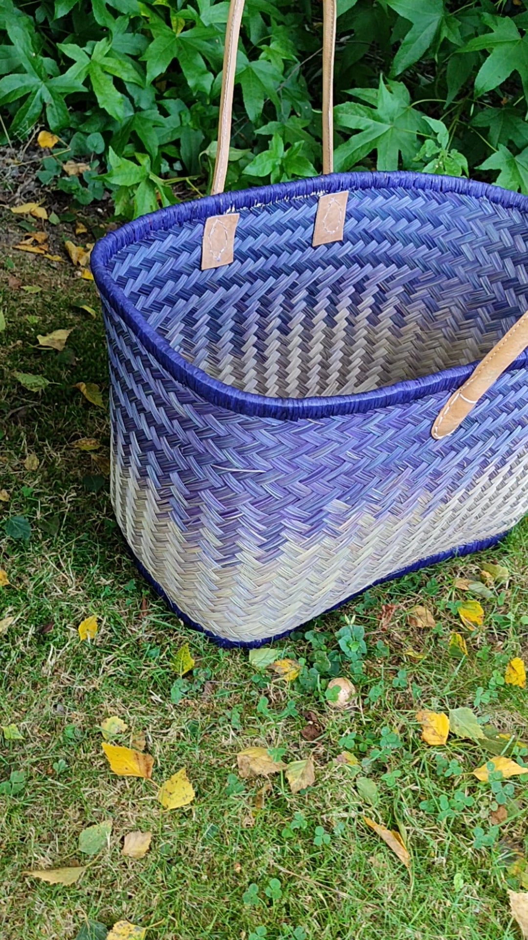 Grand Panier Aravola bleu, naturel, tressé artisanal