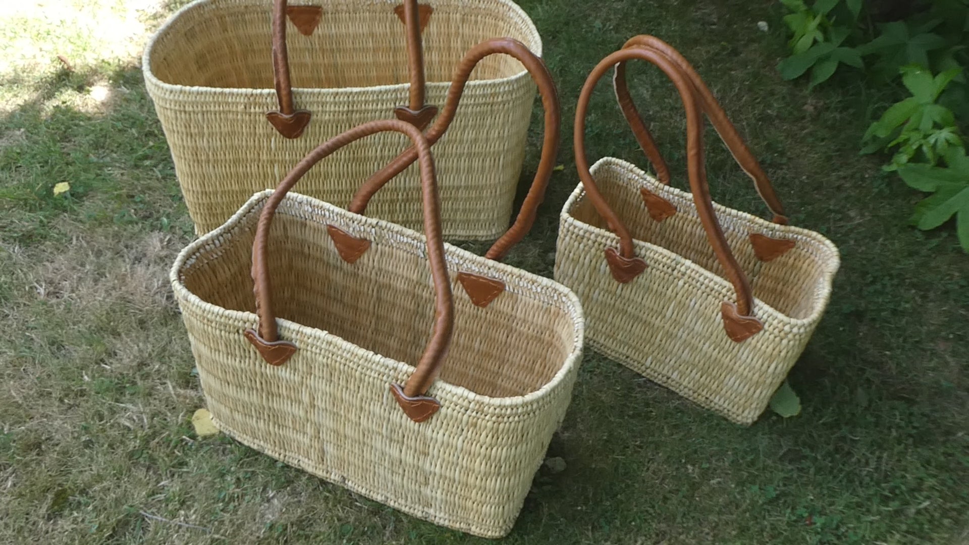 Panier jonc anse longue